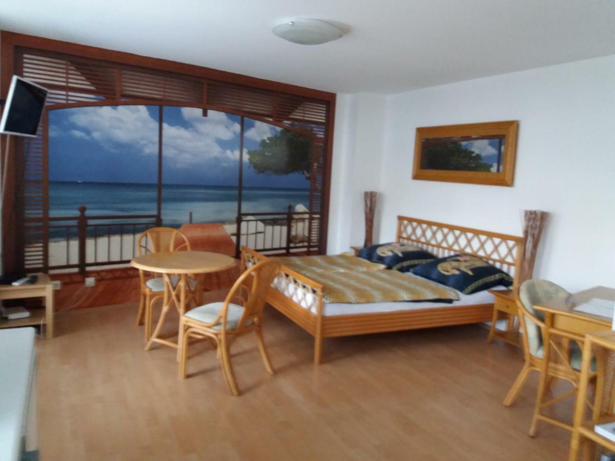 Terrassentraum Apartment Wina Bagian luar foto