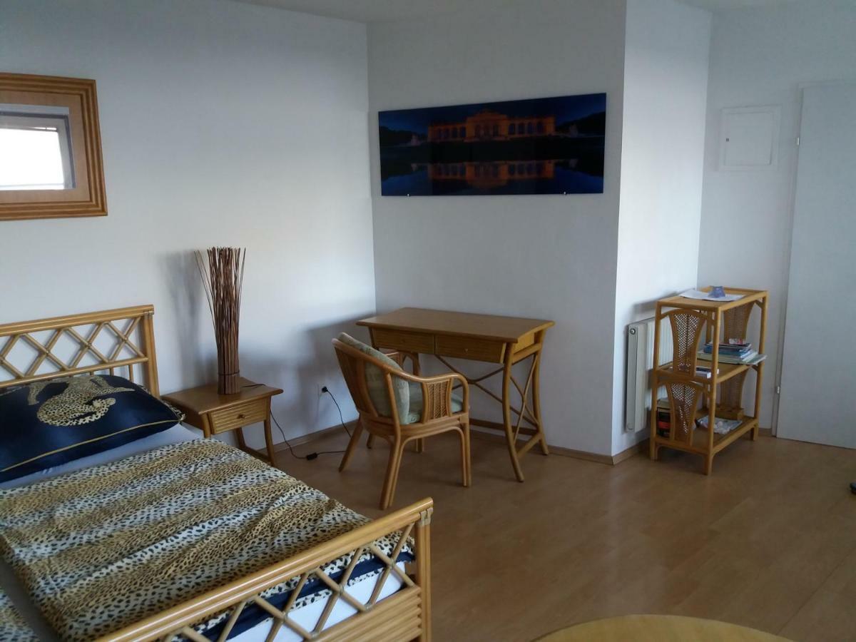 Terrassentraum Apartment Wina Bagian luar foto
