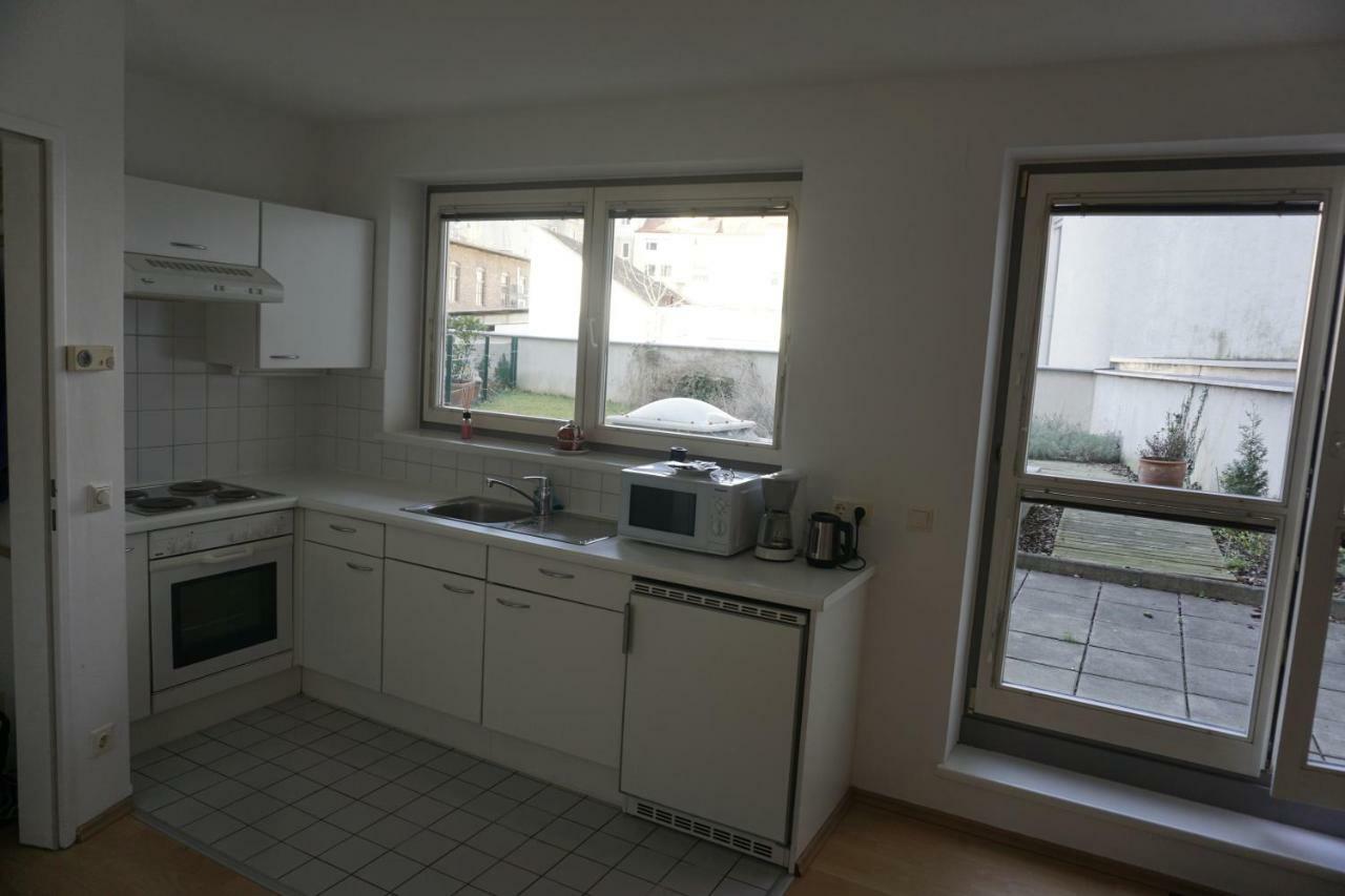 Terrassentraum Apartment Wina Bagian luar foto